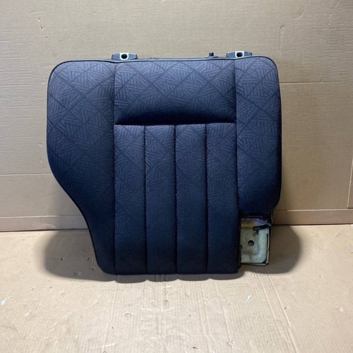 Rear right seat upper part - rear,