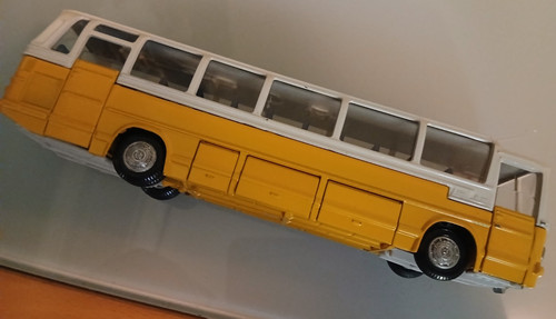 Tekno 0302 mercedes - bus, /