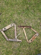 Ford Cortina Mk5 Bonnet Hinges