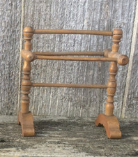 Antique Dolls House Schneegas