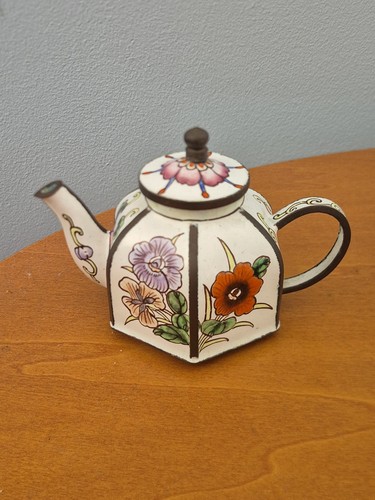 Vintage 1990s trade aid enamel - trade+aid,