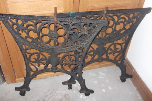 Pair cast iron cm - pair, of