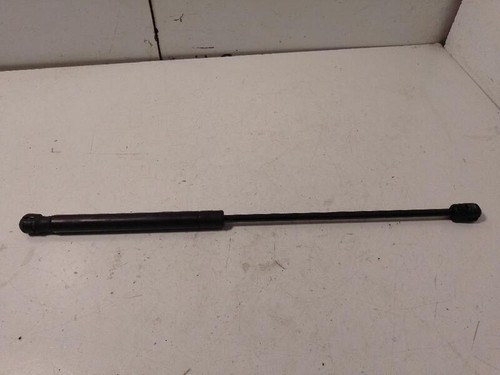 8x2316c826ac bonnet damping - bonnet,
