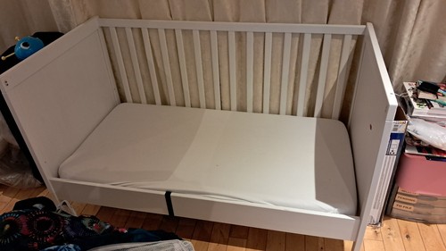 Ikea sundvik cot bed - ikea,