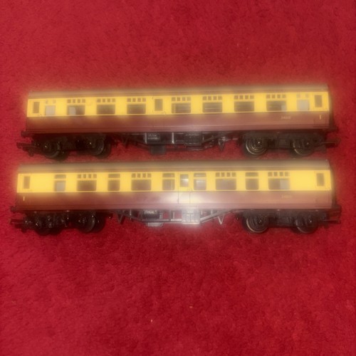 Tri ang carriages 24010 2 - carriages, x