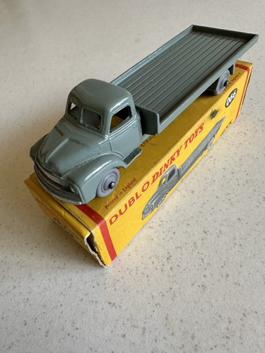 Dublo dinky bedford - flat, truck