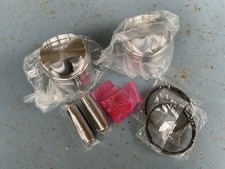 TRIUMPH T100 PISTONS PAIR