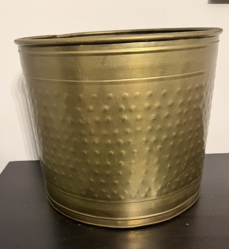 Vintage 10x11 brass planter - brass,