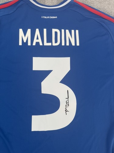 Paolo maldini hand - paolo,