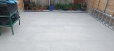 Garden Tiles - Light Grey