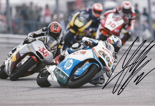 Maverick vinales hand signed - maverick,