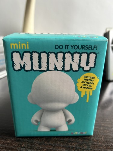 Mini munny it - do,