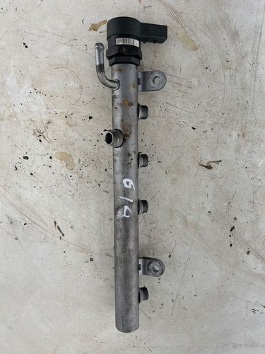 Mercedes benz w204 2010 - mercedes-benz, c