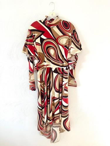 Psychedelic high low ruffle - xl,