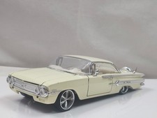 Superior 1/24 1960 Chevrolet Impala Low rider Classic American Car Model