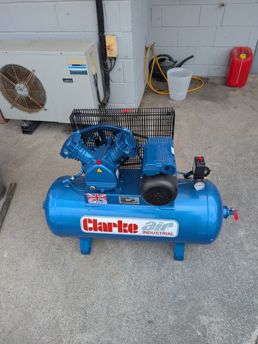 Clarke air compressor - air,