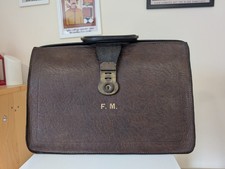ANTIQUE CHOCOLATE BROWN