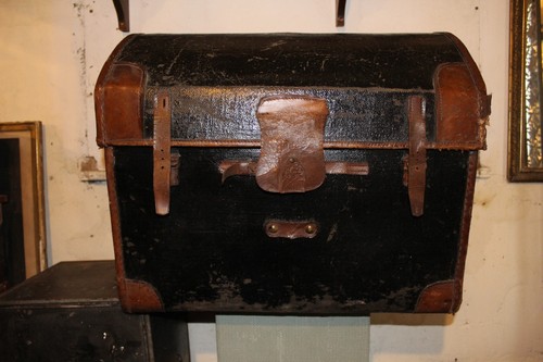 Vintage black leather - black, leather-bound