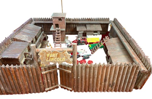 Fort lincon large - large, wooden