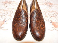 BRAND NEW MENS VIVIENNE