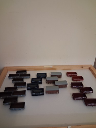Dapol new train wagon parts - new,