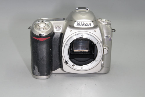 Nikon d50 dslr camera - d50,