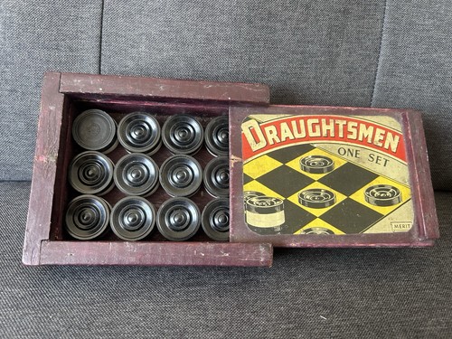 Vintage merit draughtsmen - vintage,
