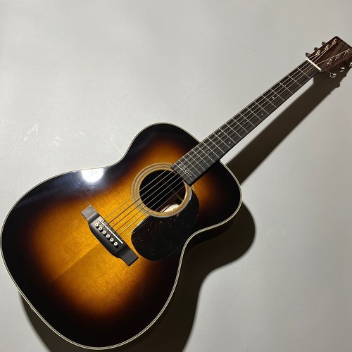 Martin 000 28ec sunburst - martin, 2024