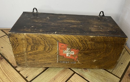 Vintage early wooden first - early, aid