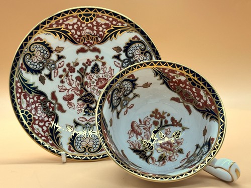 Royal crown derby - crown, china