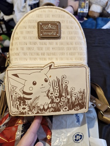 Pikachu zen garden loungefly - zen,