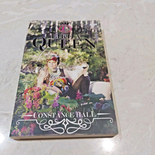 Like queen constance hall - queen, by