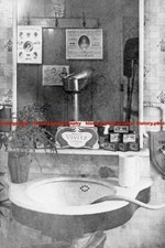 F006391 Wash Basin in a Hair Salon