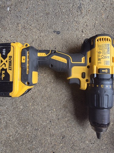 Dewalt bateery drill - dewalt,