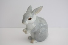 Ceramic rabbit figurine