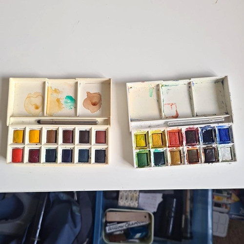 Winsor newton watercolour - &,