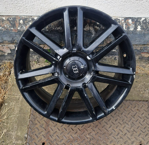 Audi wheel alloy - s3,