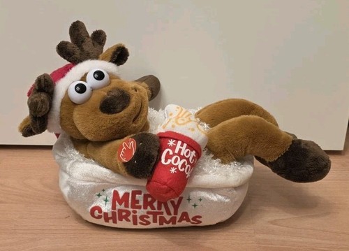 Singing and dancing reindeer - singing,
