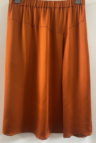 Toast burnt orange - burnt,