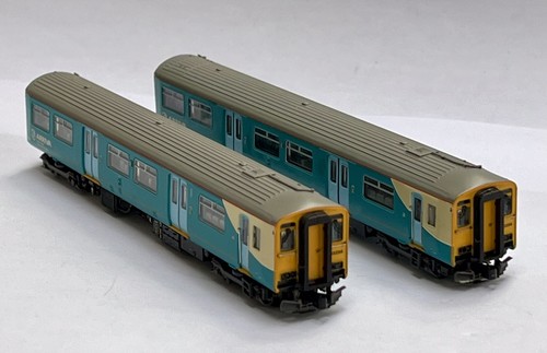 Graham farish class 150 - farish,