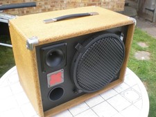 400wat bass a - k, /