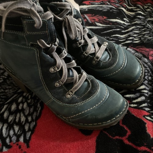Ladies size real leather - size,