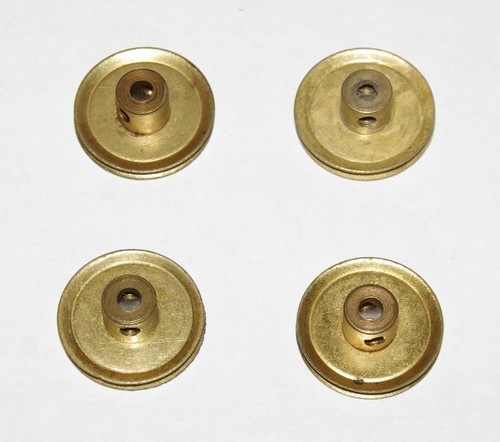 Four meccano part - meccano, pulley