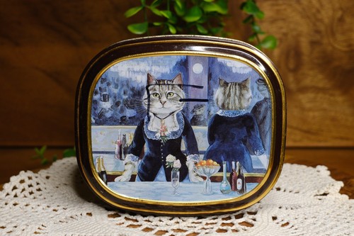Bentley cats gallery - tin, |