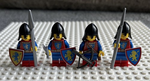 Lego 10305 lion knights - lego,