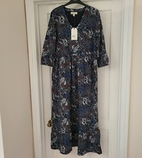 Seasalt 10 Navy Floral Ditsy