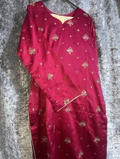 Pakistani Pink Mehndi Outfit