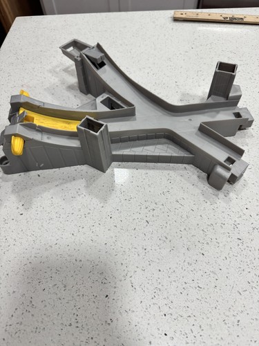Hot wheels spin storm - storm, playset