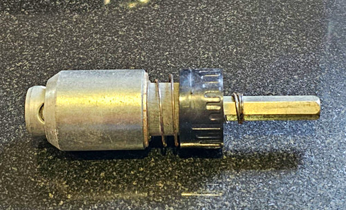 Keyless drill chuck - chuck, with