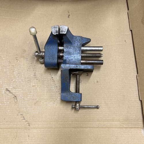 Record clamp on - record, bench